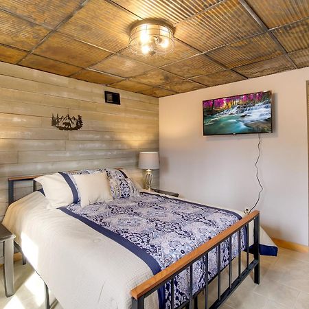 Gatlinburg Mountain Cabin With Hot Tub, Deck And Games Eksteriør billede
